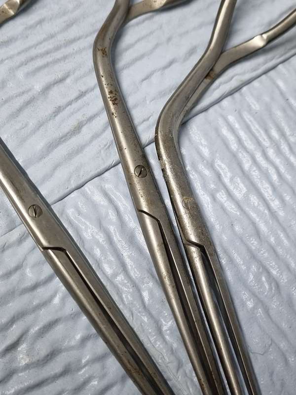 Medical related scissors ( lot of 10 )