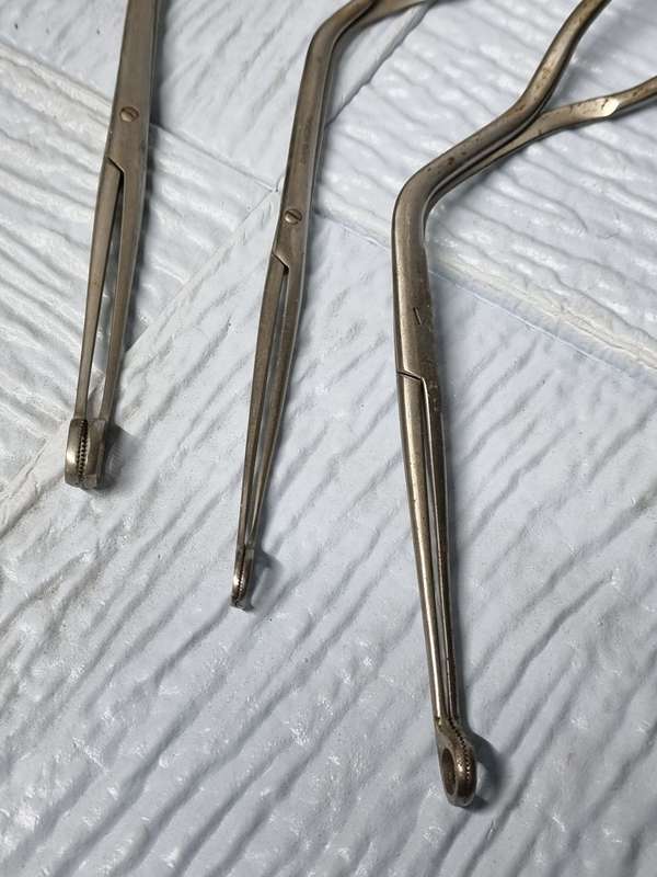 Medical related scissors ( lot of 10 )