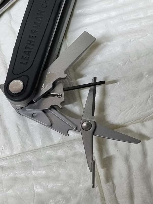 Leatherman Charge plus