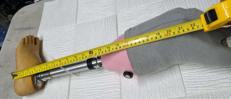 PROSTHETIC LEG
