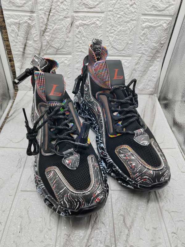 BLACK SNEAKERS SIZE 46