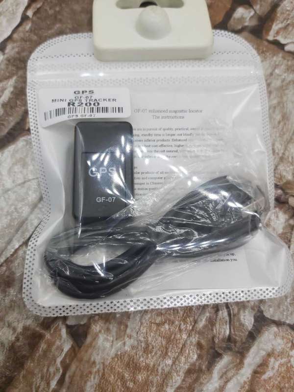 Mini GPS tracker
