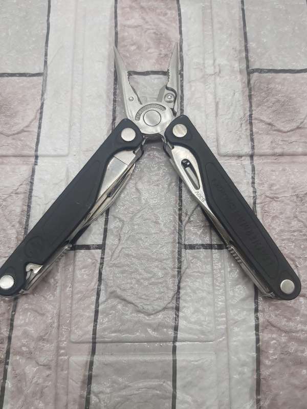 Leatherman Charge +--- STYLISH DESIGN--BEST BUY Tools