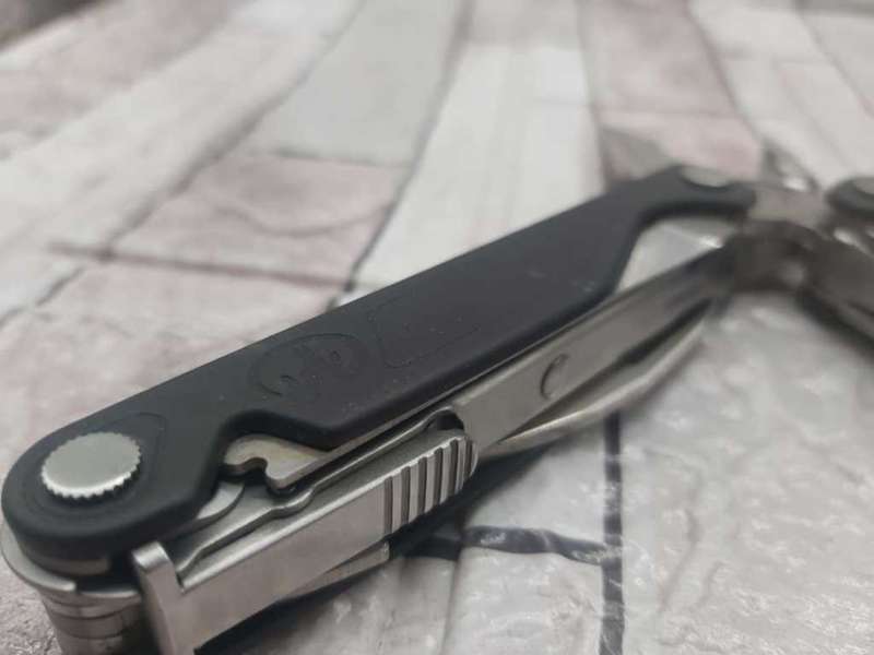 Leatherman Charge +--- STYLISH DESIGN--BEST BUY Tools