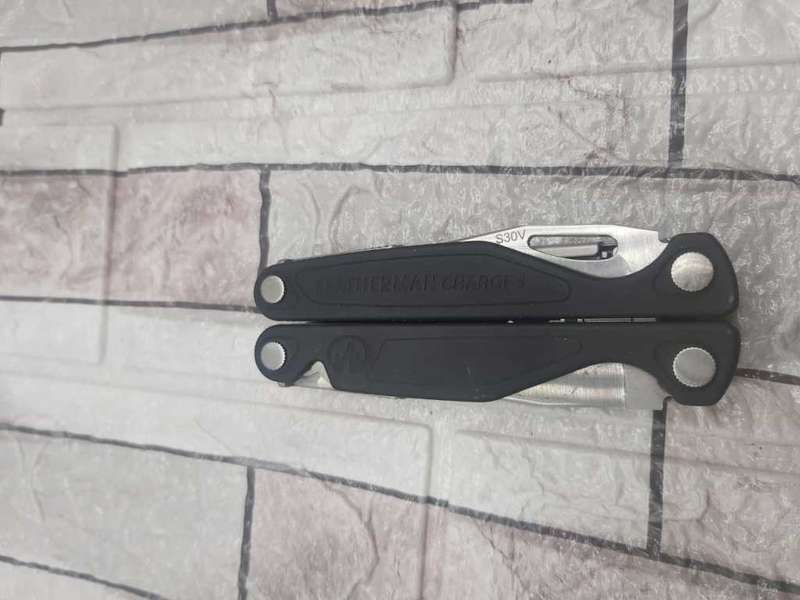 Leatherman Charge +--- STYLISH DESIGN--BEST BUY Tools