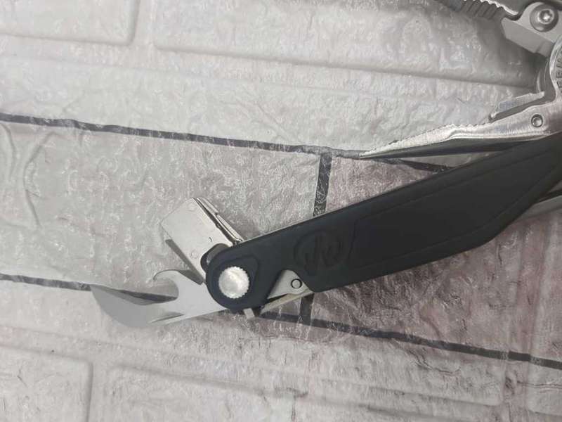 Leatherman Charge +--- STYLISH DESIGN--BEST BUY Tools