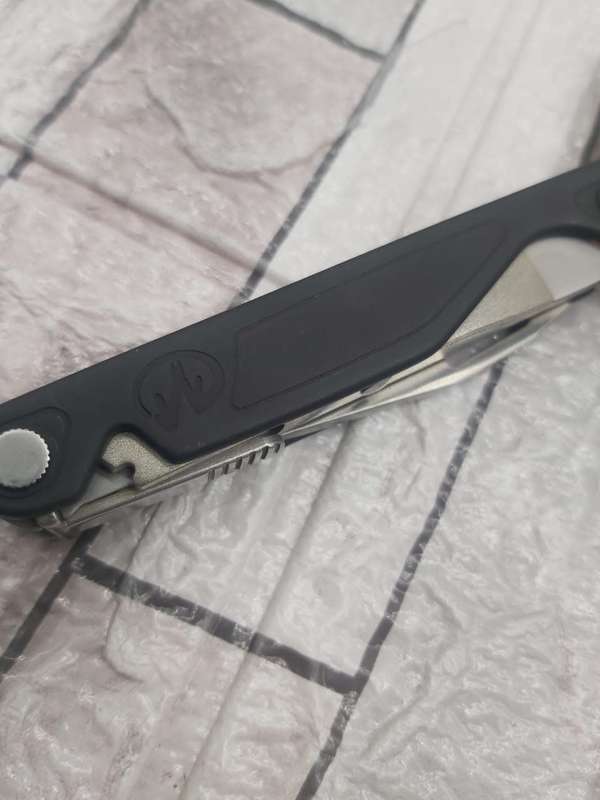 Leatherman Charge +--- STYLISH DESIGN--BEST BUY Tools