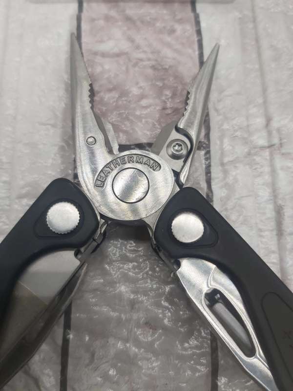 Leatherman Charge +--- STYLISH DESIGN--BEST BUY Tools