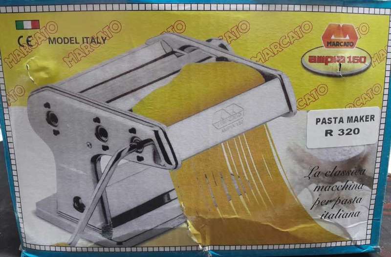 PASTA MAKER