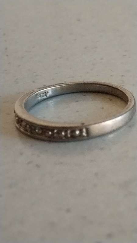 TESTED 18 CT WHITE GOLD RING