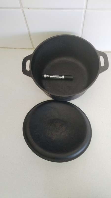 SWART PLAT POTJIE KOS POT