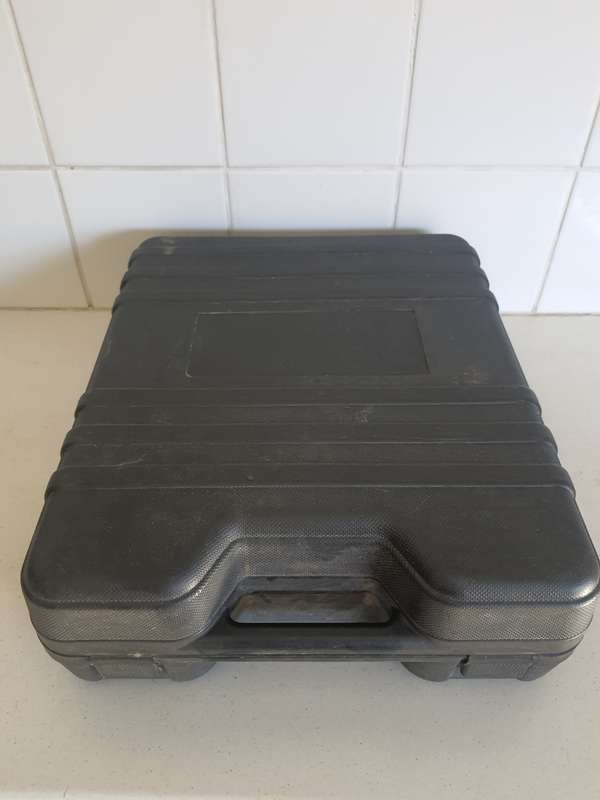 E SATALITE FOR CAMPING - NOTE IT IS SECONDHAND