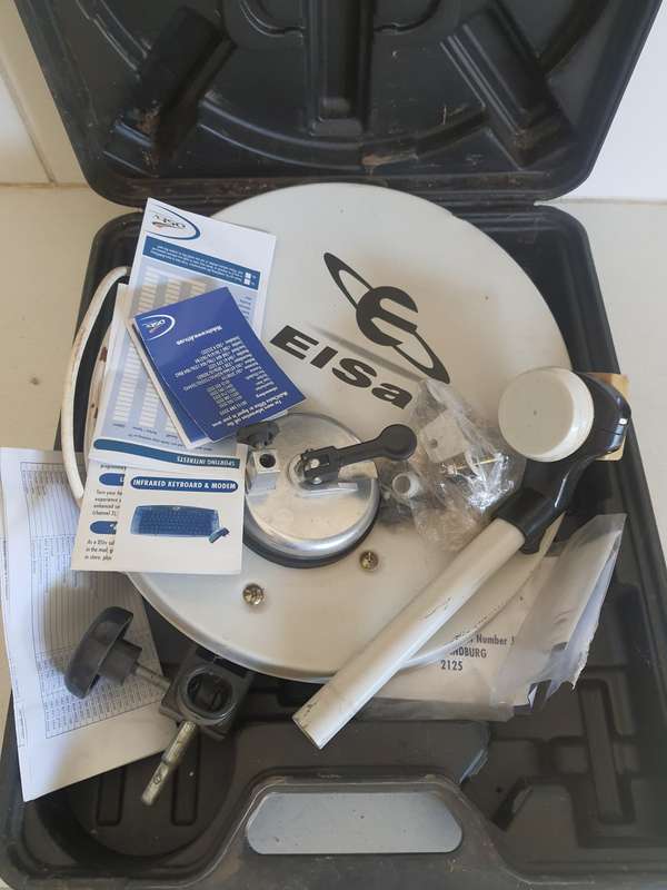 E SATALITE FOR CAMPING - NOTE IT IS SECONDHAND