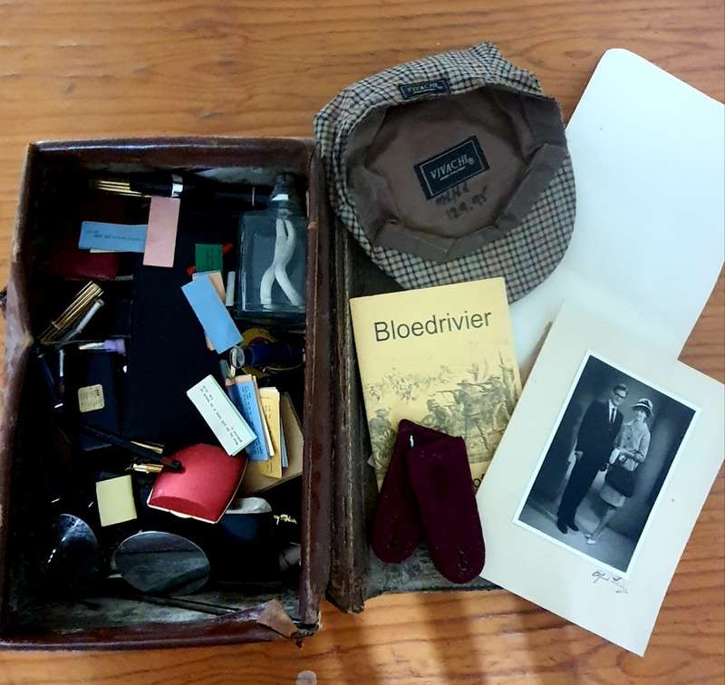 HUGE COLLECTION OF OLD STUFF