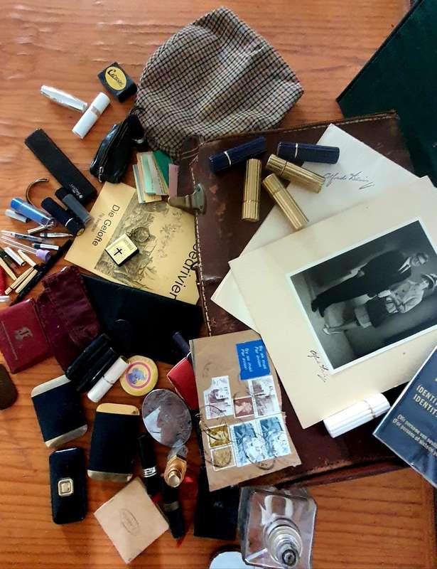 HUGE COLLECTION OF OLD STUFF
