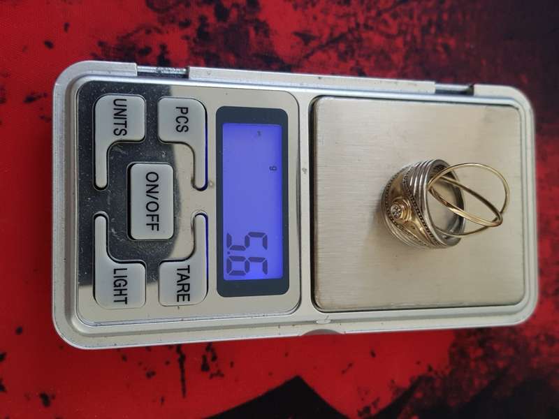 STUNNING 9CT YELLOW GOLD AND 925 RING UP FOR GRABS!! 5.6 GRAMS