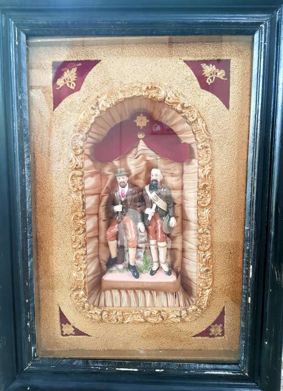 ANTIQUE WEEK #1 ANGLO BOER WAR - 3D Figurine Framed Musicbox - Genls de la Rey and botha