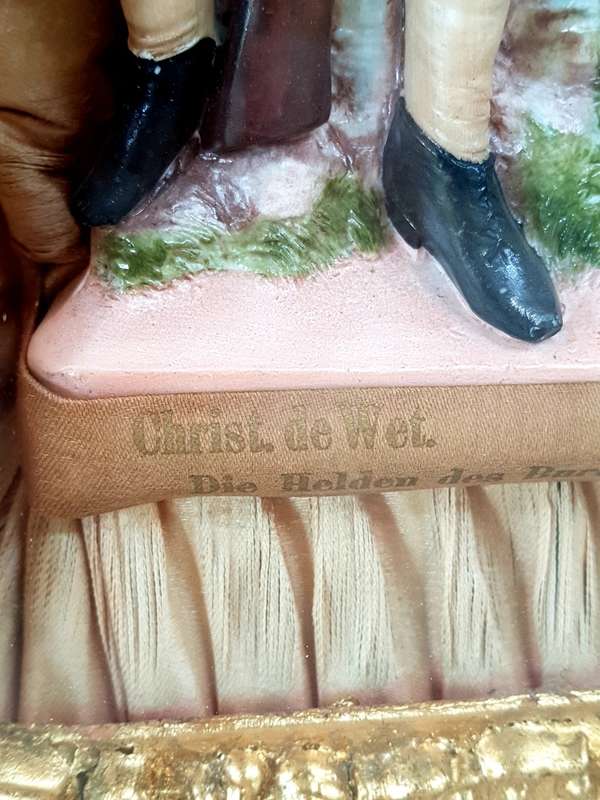 ANTIQUE WEEK #1 ANGLO BOER WAR - 3D Figurine Framed Musicbox - Genls de la Rey and botha