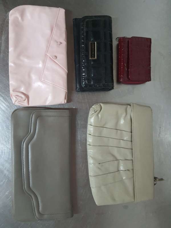 ANTIQUE WEEK #10 - X6 VINTAGE LEATHER HANDBAGS
