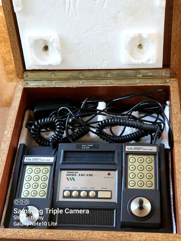 1982 TedelEx Home Arcade Console with Games - Working Condition