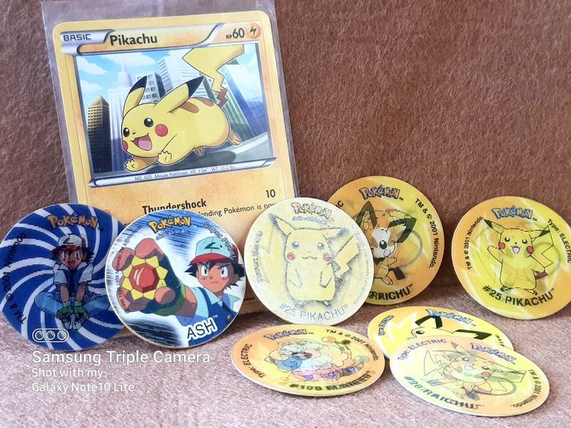#15 PIKACHU TRADING CARD AND RARE TAZOZ