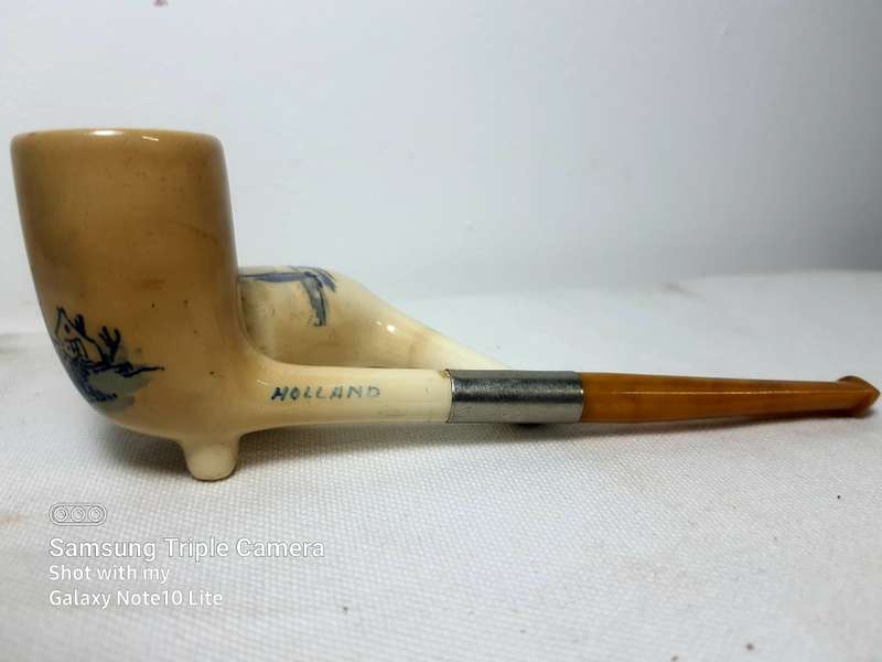 X2 VINTAGE DELFT HOLLAND SMOKING PIPE - auction ending 21:45