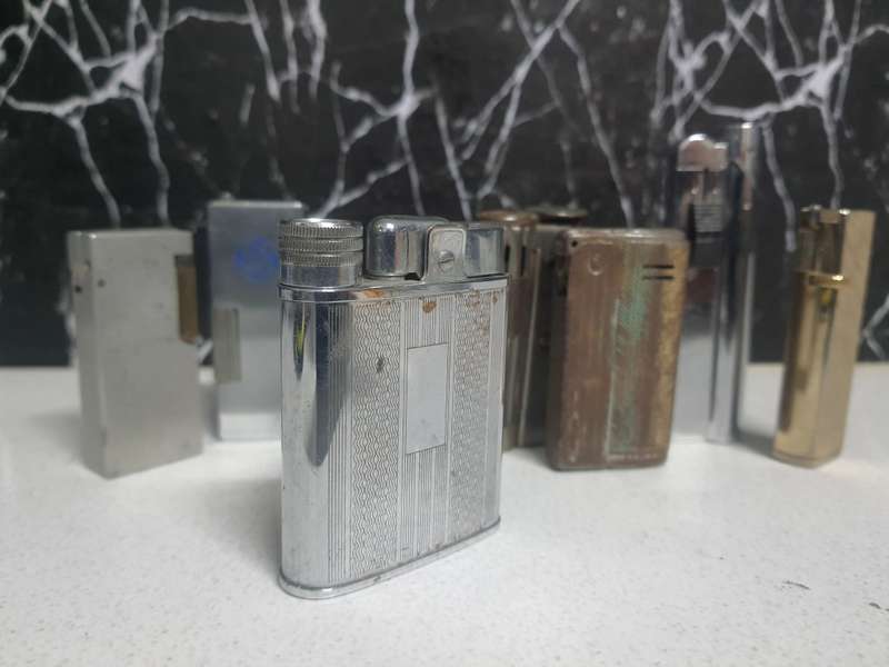 X7 VINTAGE CIGARETTE BAR&SOMKING  LIGHTERS