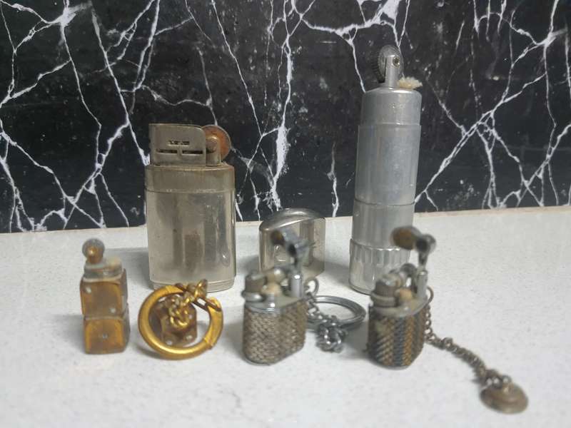 AWESOME SMALL VINTAGE AND ANTIQUE LIGHTERS