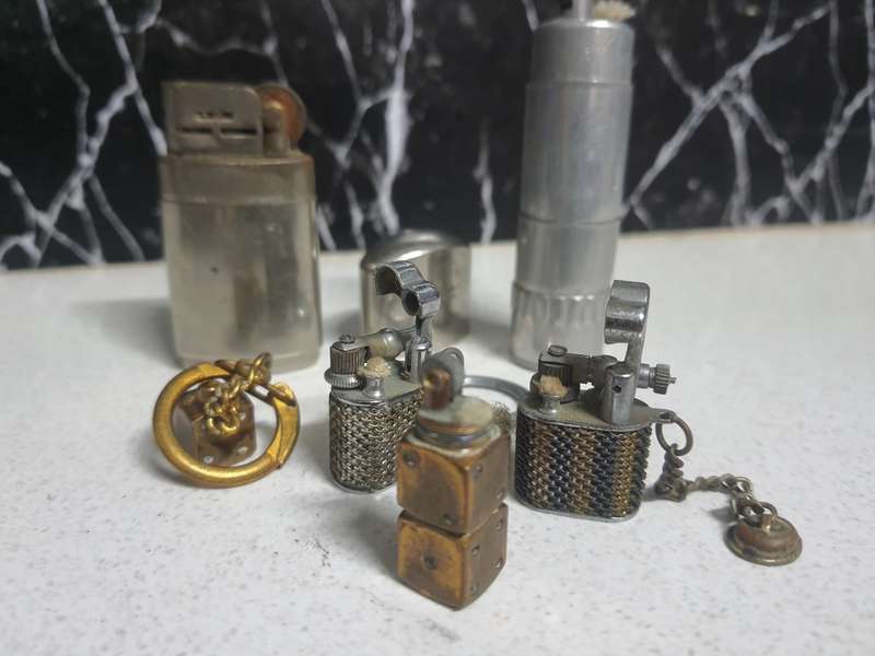 AWESOME SMALL VINTAGE AND ANTIQUE LIGHTERS