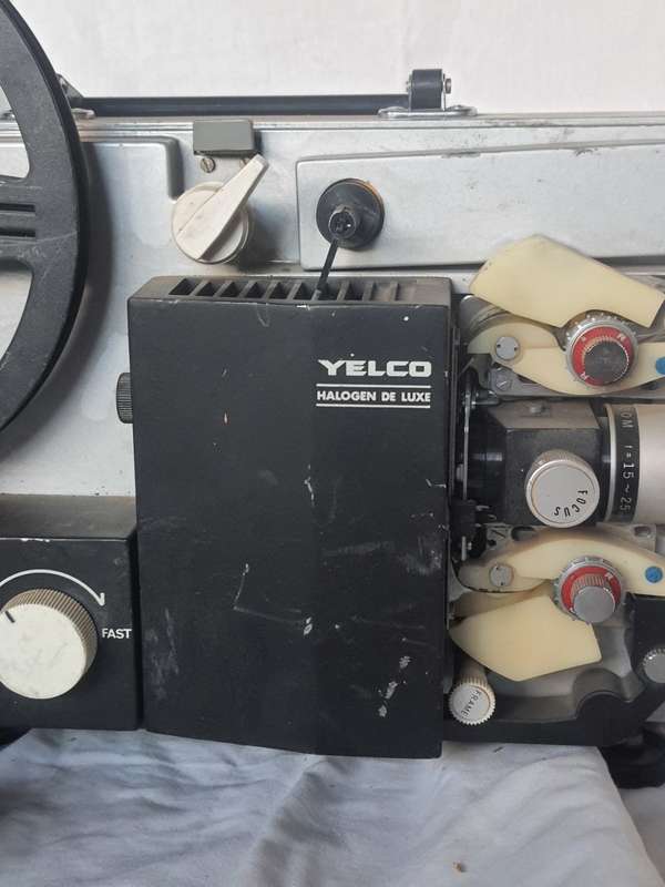 #6 mid-month auctions **vintage projector - movie era *** - go see all my all my listings.