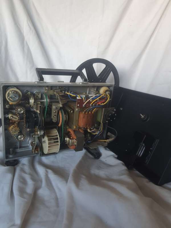 #6 mid-month auctions **vintage projector - movie era *** - go see all my all my listings.