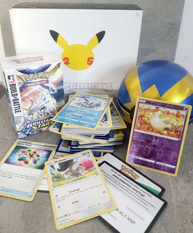 #20 POKEMON COLLECTION WITH BOX AND POKEBALL +- 150 CARDS