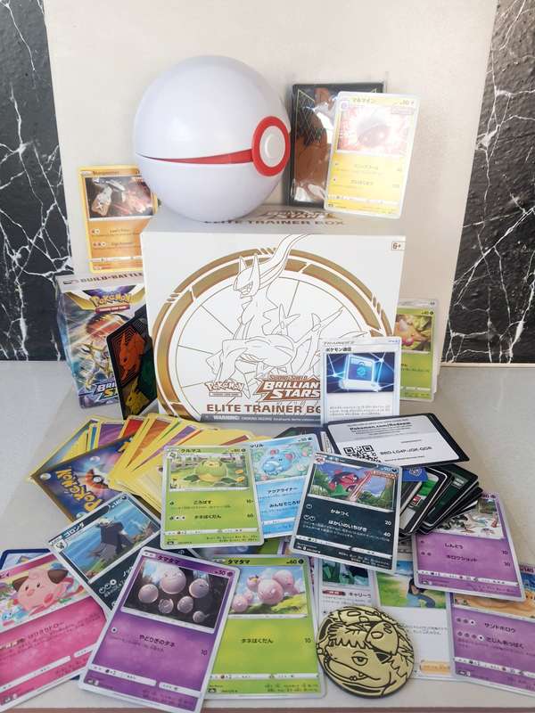 #10 - HUGE POKEMON LOT - UP ON AUCTION - JAPANESE CARDS WOW