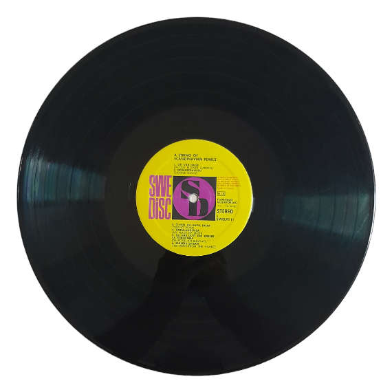 1964 Various - A String Of Scandinavian Pearls - Vinyl, 7`, 33 RPM - Folk - Very Good - With Cover