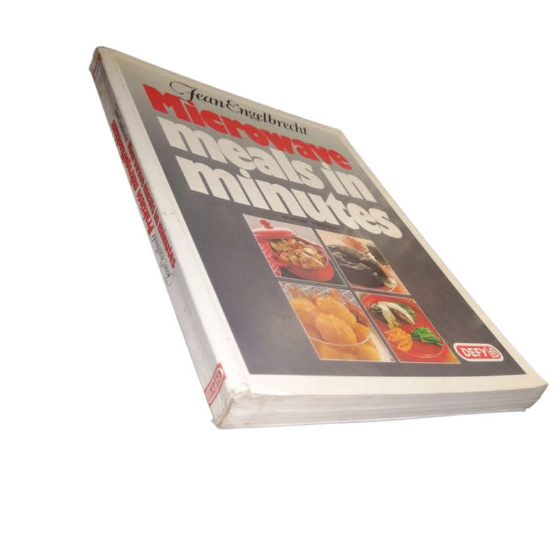 1989 Microwave Meals In Minutes by Jean Engelbrecht Bilingual English-Afrikaans Edition Softcover