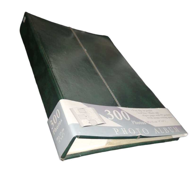 300 Pocket- Book Type Slip-In Acid Free With Memo Writing Area Dark Green Photo Album