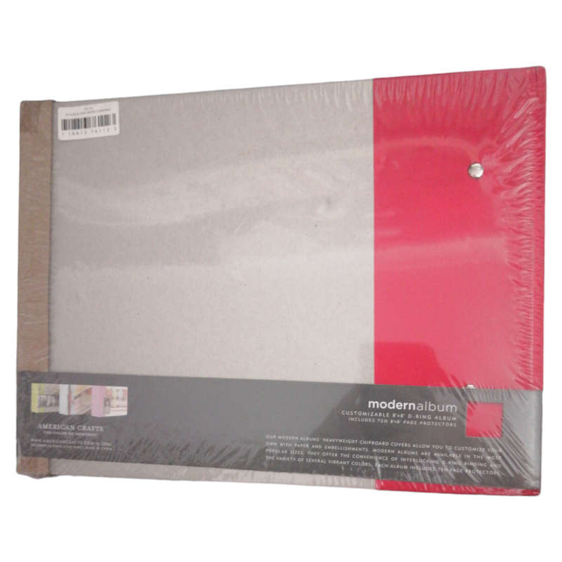American Crafts Modern D-Ring Album 8` x 8` Red And White