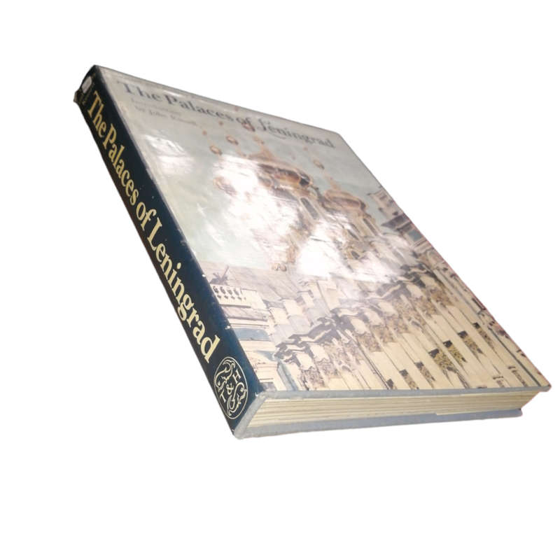 1973 The Palaces Of Leningrad by Victor and Audrey Kennett Hardcover w/ Dustjacket