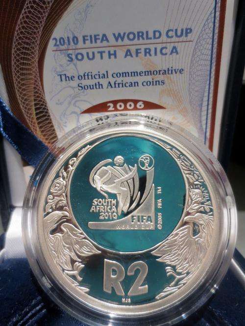 2006 Fifa R2 Crown 1oz Fine Silver ### 2010 Fifa World Cup SA ### R1 Start