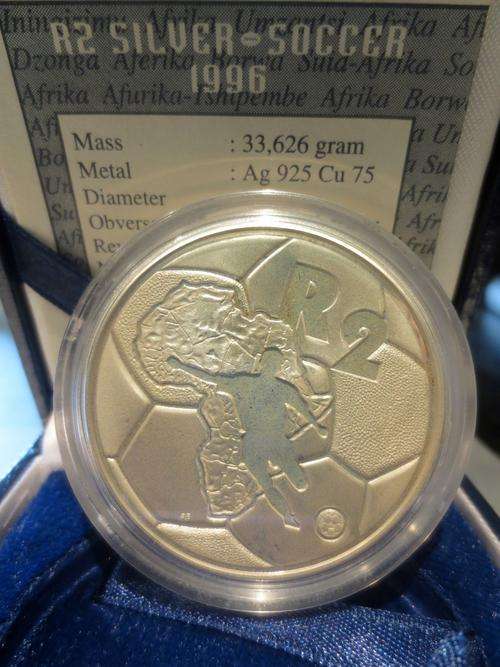 1996 Bafana Bafana Soccer 1oz Proof Silver R2 Crown ### Mintage: 2690 ### R1 Start