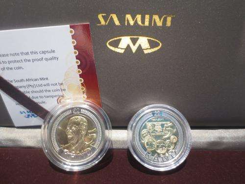 2008 Nelson Mandela UNC R5 + 2011 SARB UNC R5 in Twin Set # One FUN Day #