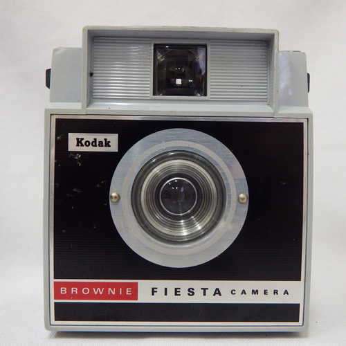 Kodak Brownie Fiesta camera - Black face model (1962 - 1966) - Not tested