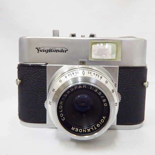 Voigtlander Vito B 35 mm camera with Skopar lens - Near mint condition - Not tested