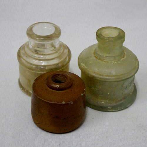 Lot of 3 antique ink pots @ Crazy R1 start