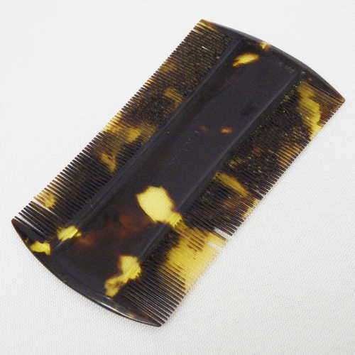 Admins tortoiseshell comb - some bristles broken