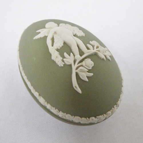 Green Wedgwood trinket bowl