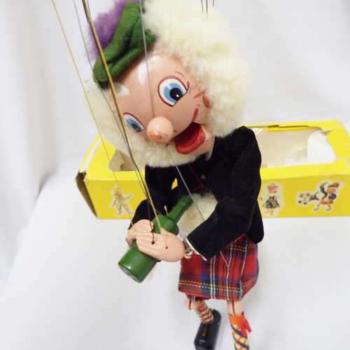 Pelham Puppets Macboozle marionette in damaged box - String: 42 cm, Doll: 37 cm approximately