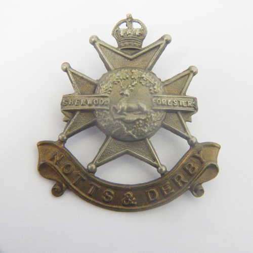British Nottinghamshire and Derbyshire regiment cap badge - slide broken