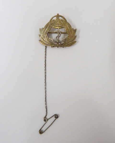 Silver Navy sweetheart brooch - 5.4 g with safety chain - lovely item