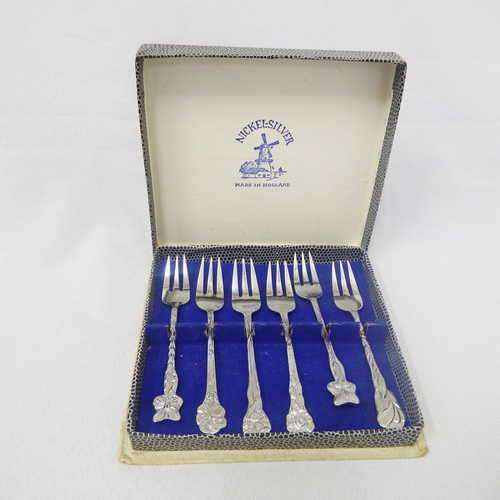 Nickel silver made in Holland Elwezetta Chrome Plate cake forks